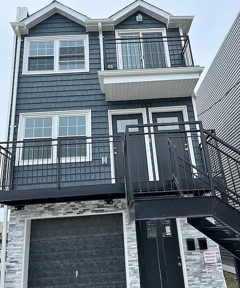 29-25 Brookhaven Ave #1 — Photo 1