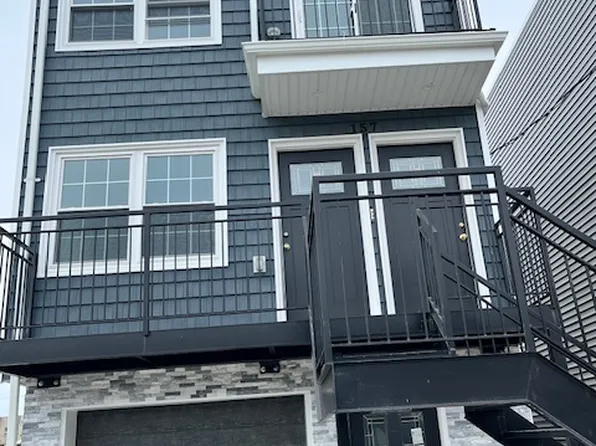 29-25 Brookhaven Ave #1, Far Rockaway, NY 11691