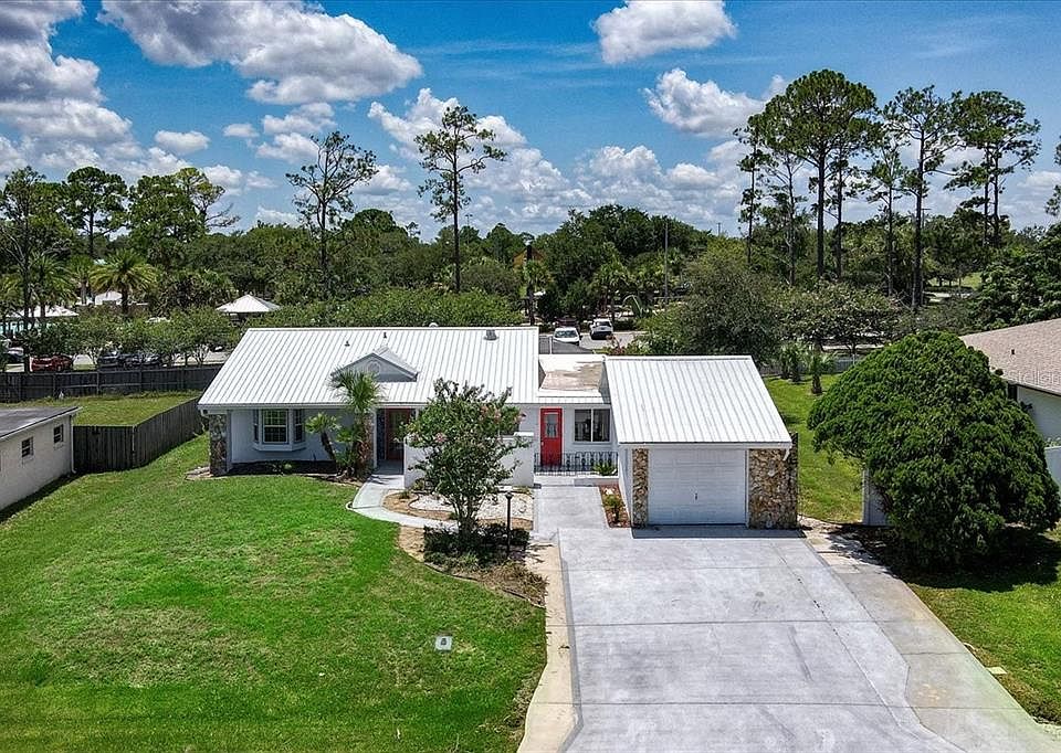 1st image of 12 Ferdinand Ln