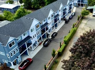 12086 SE Harold St #6, Portland, OR 97266