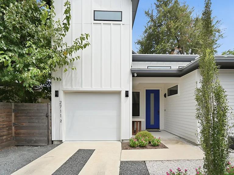 2711 Stacy Ln #B — Photo 1