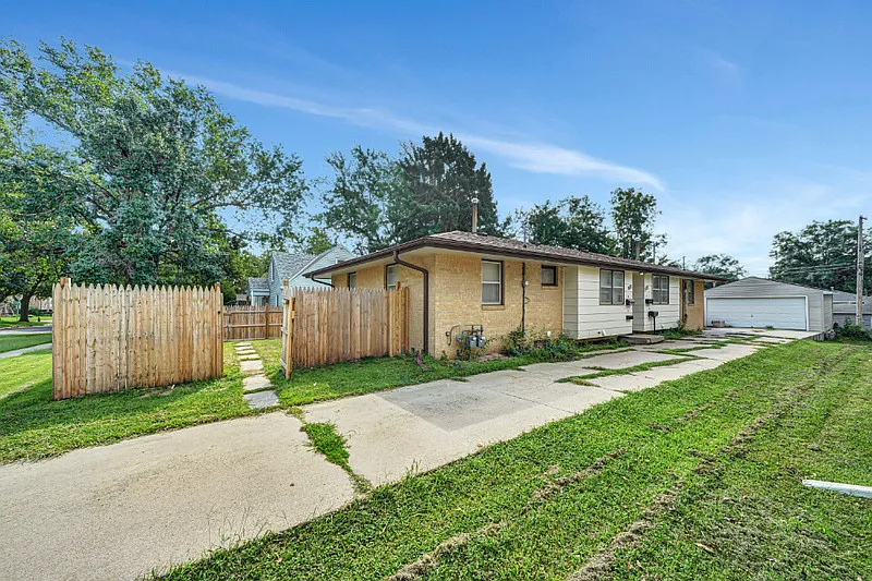 1 bed, 1.0 bath, $800 — Photo 3