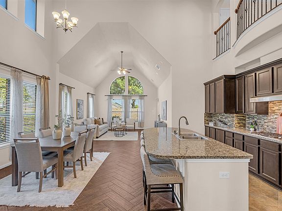 4th image of 17809 Arapaho Hill Ln