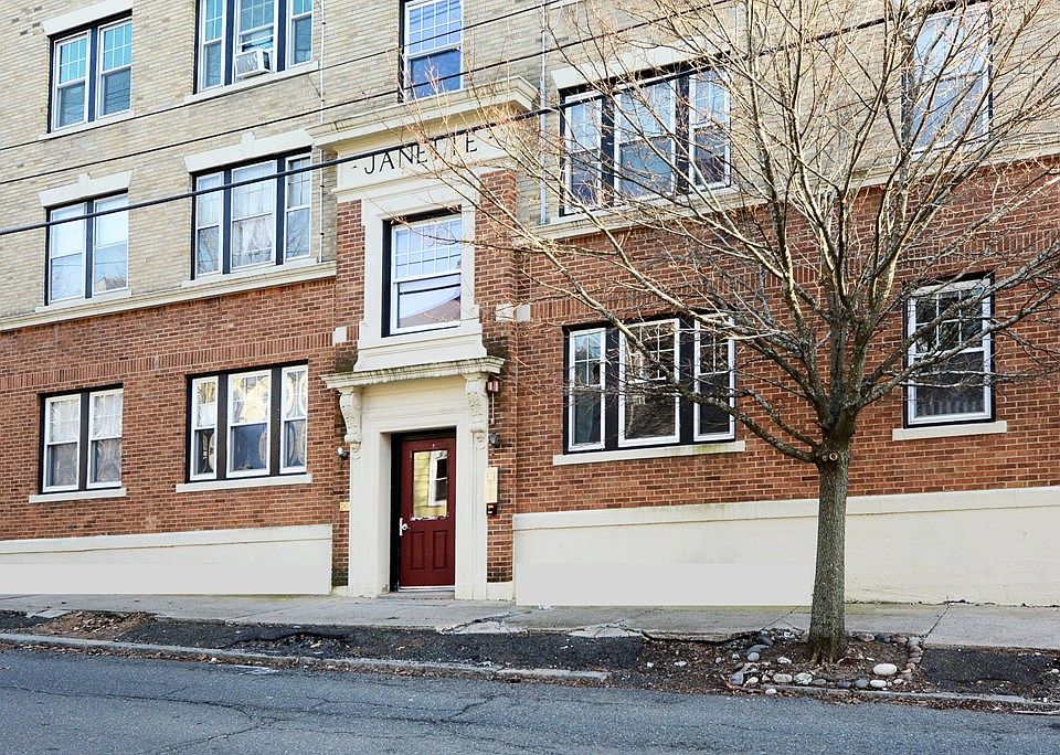 25 Roslyn St APT 2, Salem, MA 01970 Zillow