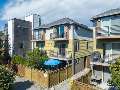 3030 61st Avenue SW, Seattle, WA, 98116
