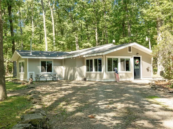 255 Thomas St, Kennerdell, PA 16374