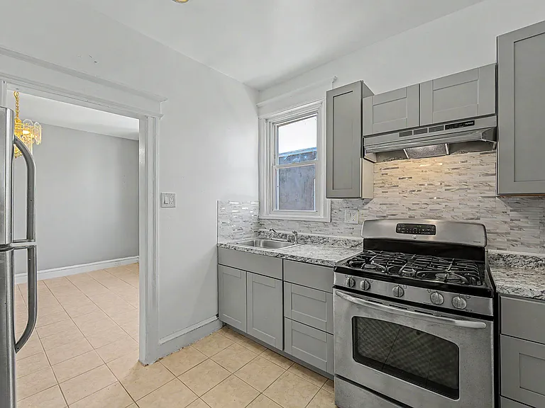 121 N Kingston Ave #2 — Photo 22