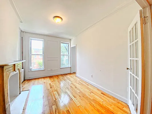 Rented by Douglas Elliman | media 33