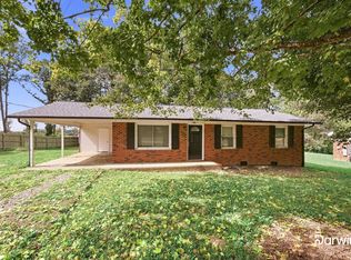 198 Harriet Ln, Statesville, NC 28625