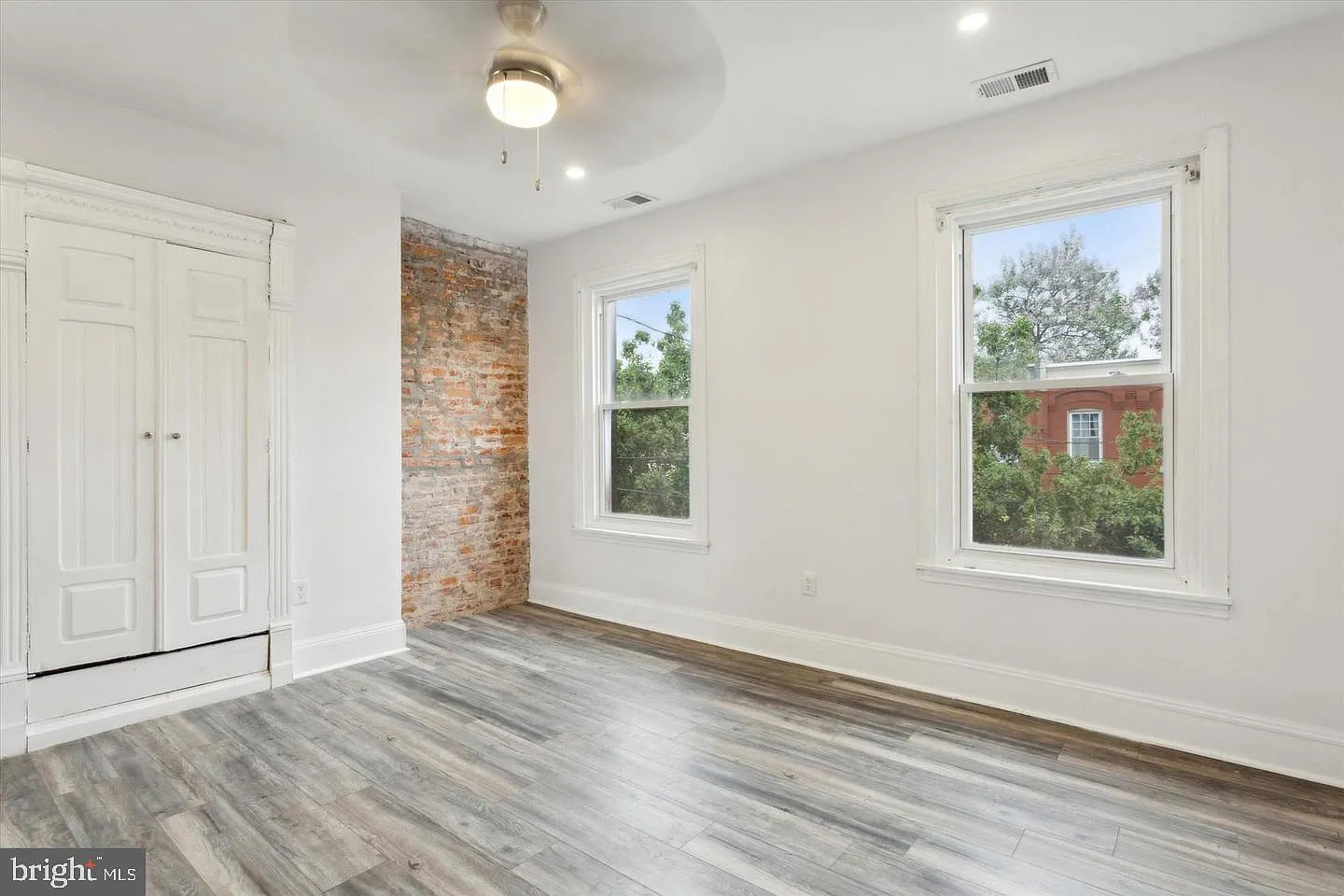 2 bed, 1216 sqft, $1,800 — Photo 2
