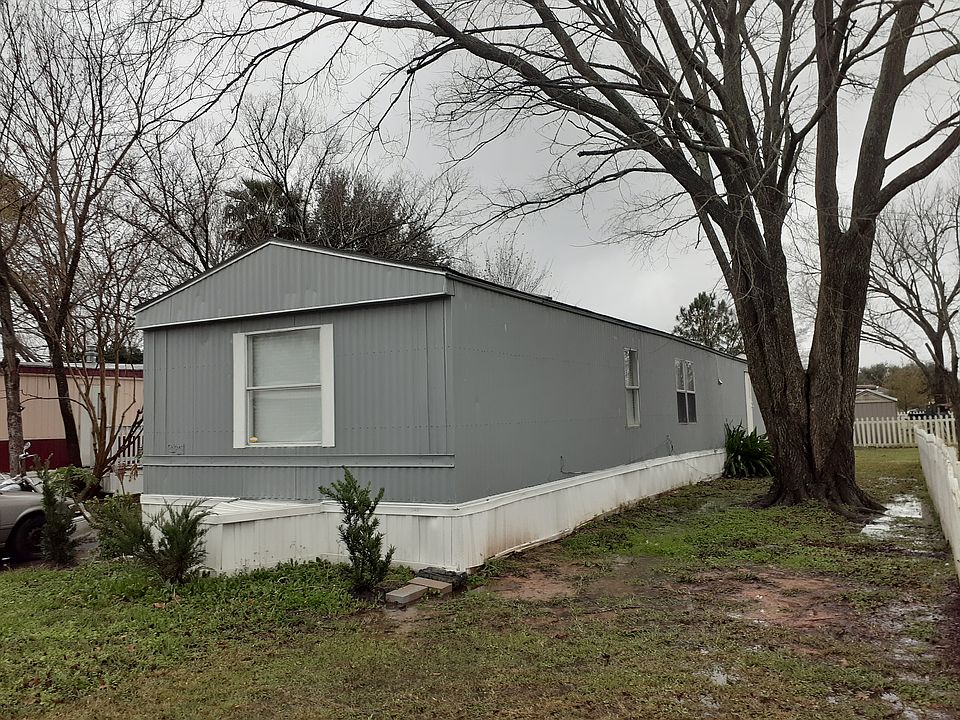 1st image of 4324 Magnolia Oaks Dr