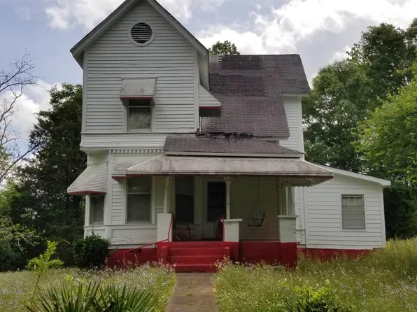 323 Connecticut Ave, Tallapoosa, GA 30176