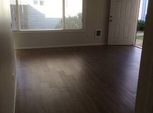 18195 Webster Rd APT 4, Gladstone, OR 97027