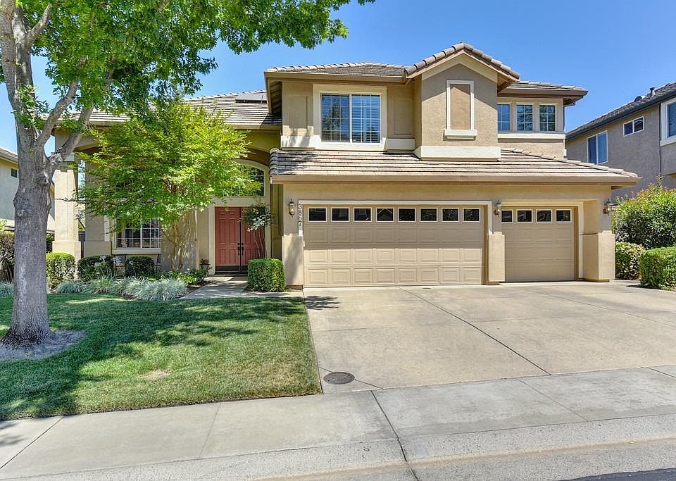 1st image of 3867 Meadow Wood Dr