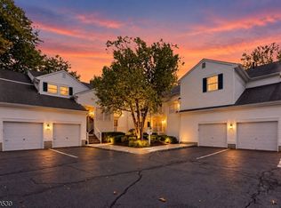 125 Smithfield Ct, Basking Ridge, NJ 07920
