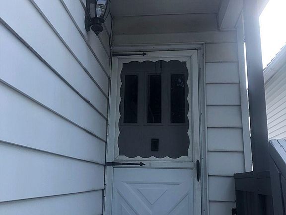 2nd image of 66.5 Sharpe St