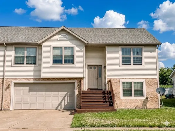 138 Community Dr, Fall River, WI 53932