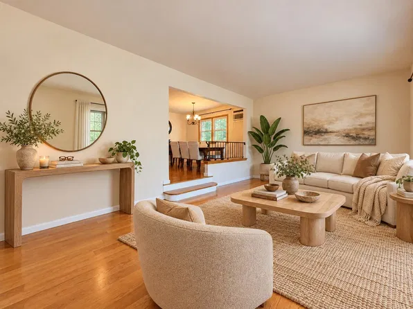 18 Oak St APT 1, Bayonne, NJ 07002