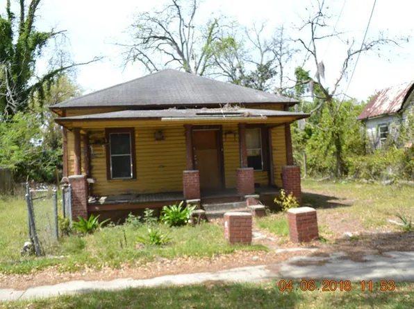 1611 Lee St, Brunswick, GA 31520