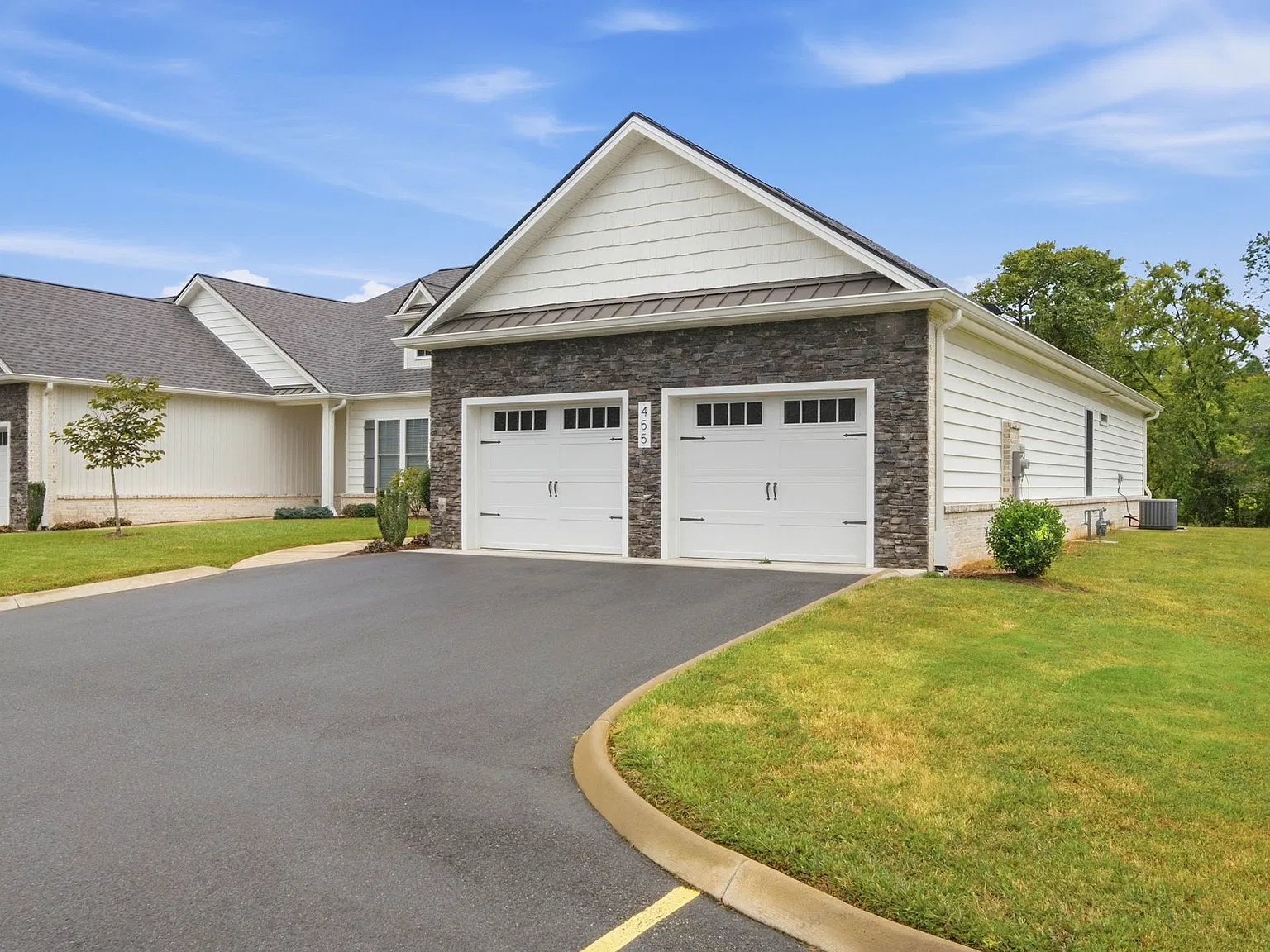 Wilson Knob View Rental Homes — Photo 3