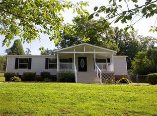 1178 Abington Rd, Lenoir, NC 28645