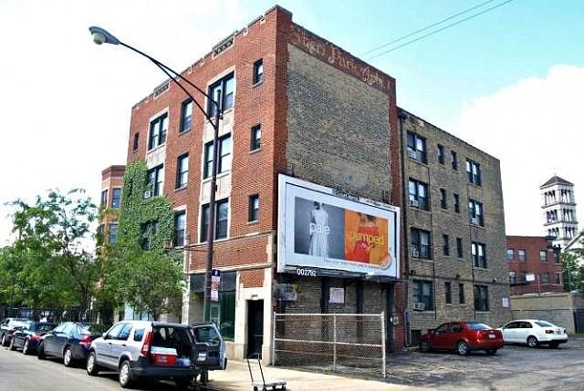 1st image of 4236 N Broadway St #2O6_206