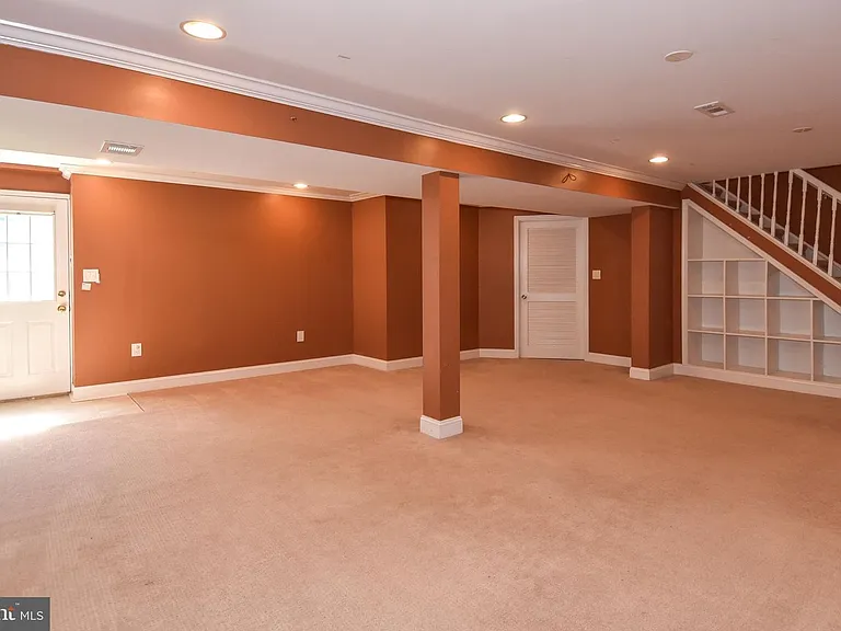 4037 Broadwire Dr — Photo 38