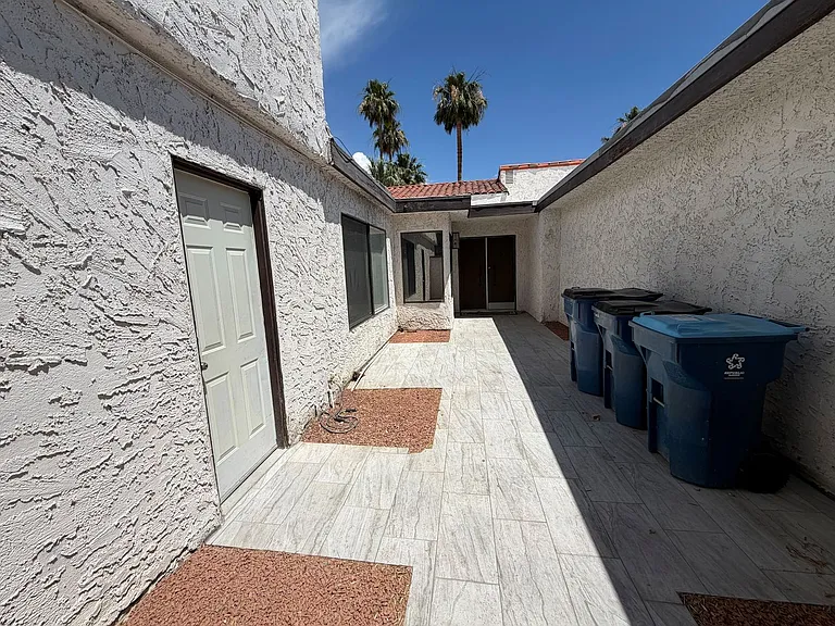 3118 Espanol Dr — Photo 17