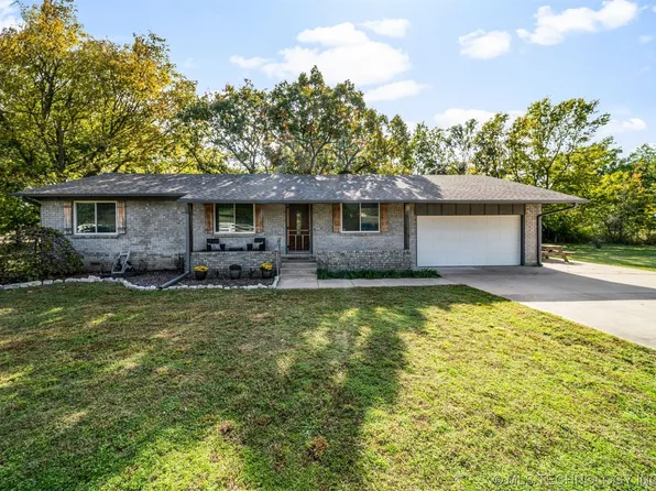 7236 W Canyon Rd, Tulsa, OK 74131