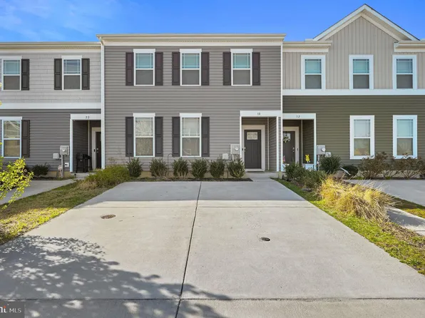 18 Citrus Dr, Camden Wyoming, DE 19934