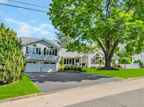 24 Daniel Drive, Middletown, NJ 07748