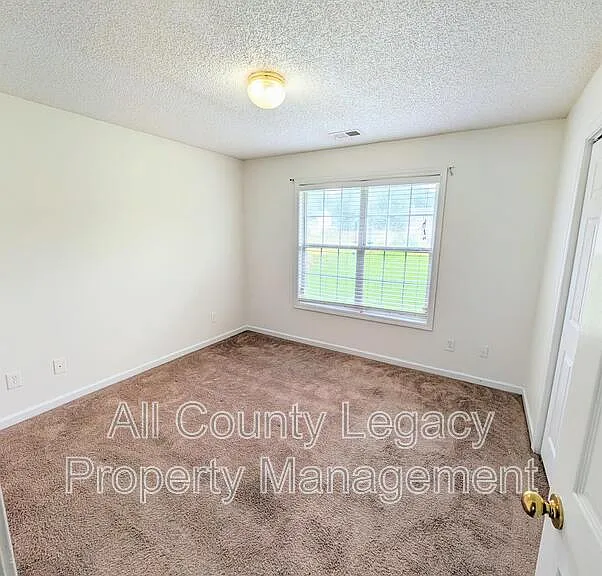 1491 Elena Dr — Photo 9
