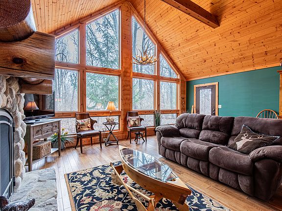 5th image of 18 Lincoln Ct