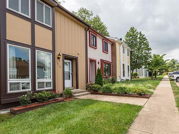 2nd image of 1036 Knight Ln