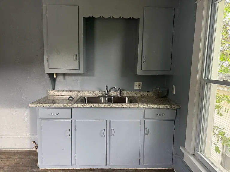 1357 Logan Ave NW #2 — Photo 3