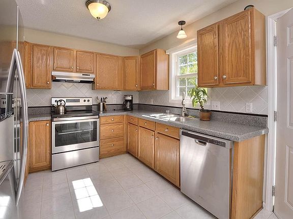 2nd image of 228 NE 60th St