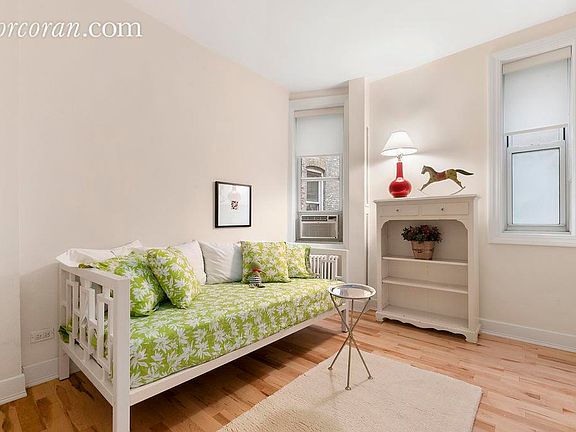 5th image of 309 W 93rd St APT 3A