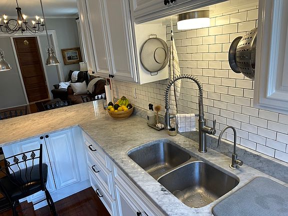 5th image of 1228 Pine St #C