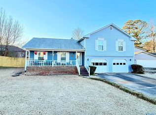 1054 Sandy Springs Rd NW, Huntsville, AL 35806