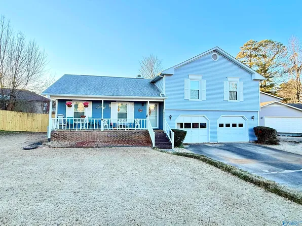 1054 Sandy Springs Rd NW, Huntsville, AL 35806