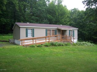12 Beech Rock Rd, Honesdale, PA 18431