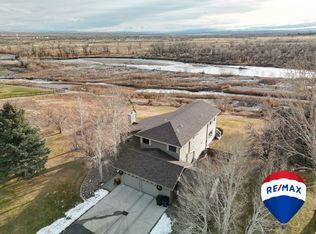 3335 Riverside Dr, Riverton, WY 82501