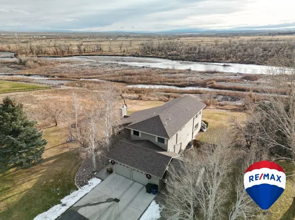 3335 Riverside Dr, Riverton, WY 82501