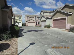 6630 Black Oil Dr, Las Vegas, NV 89122