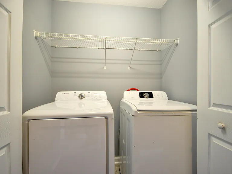 70 John Sevier Ave — Photo 34