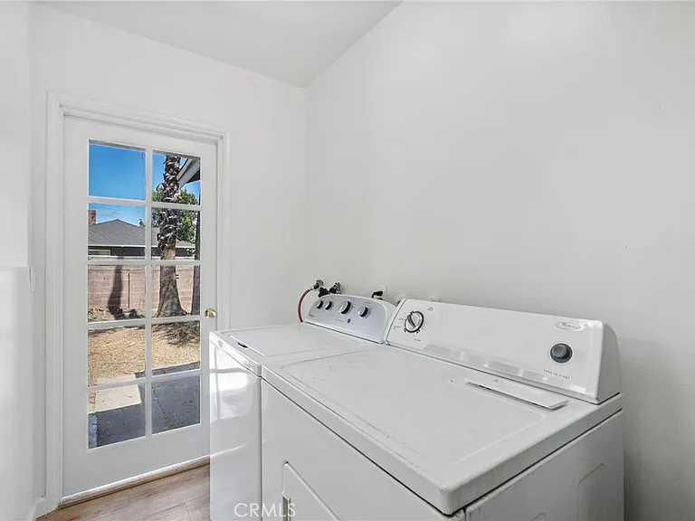 7656 Teesdale Ave — Photo 19