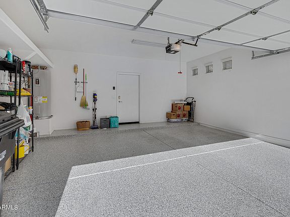 5th image of 125 N SUNVALLEY Boulevard #126