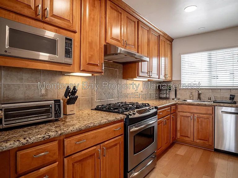 585 Ocean View Blvd #2 — Photo 12
