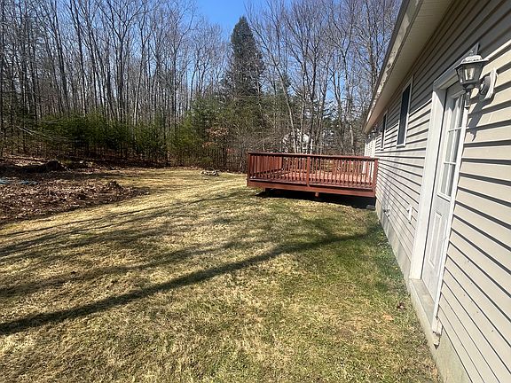4th image of 4 Briarwood Ln