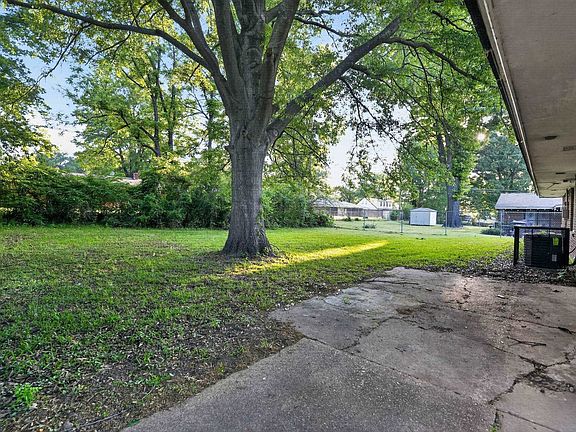 5th image of 1510 Bonnie Dr